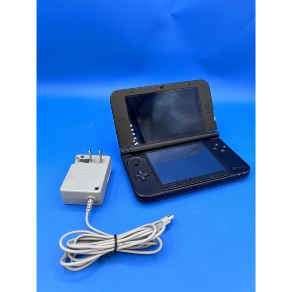 Nintendo 3DS XL Handheld Game Console SPR-S-USZ/F-C0 Red/Black tested READ - Picture 1 of 13